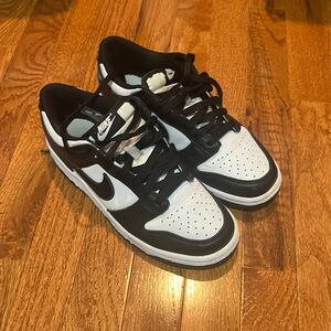 Nike pandas sz 6.5 youth